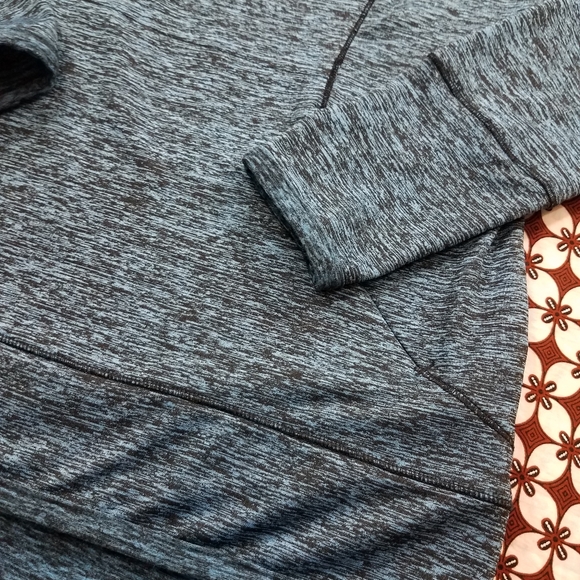 Women Long Sleeves tee - Picture 2 of 10